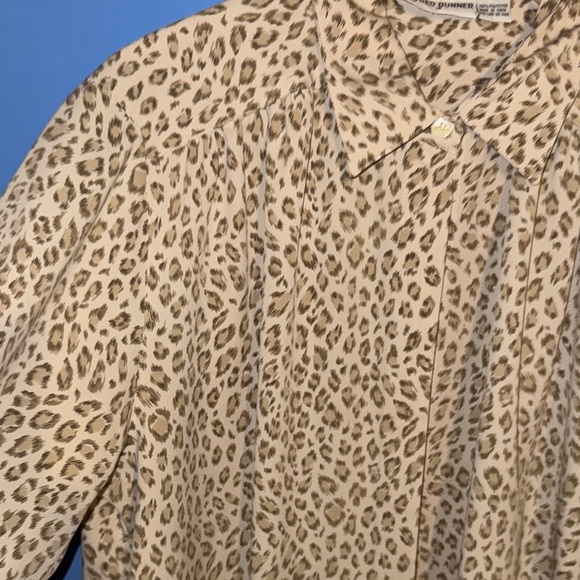 🐆🐆🐆Alfred Dunner Tan Leopard Print Blouse - Picture 11 of 12